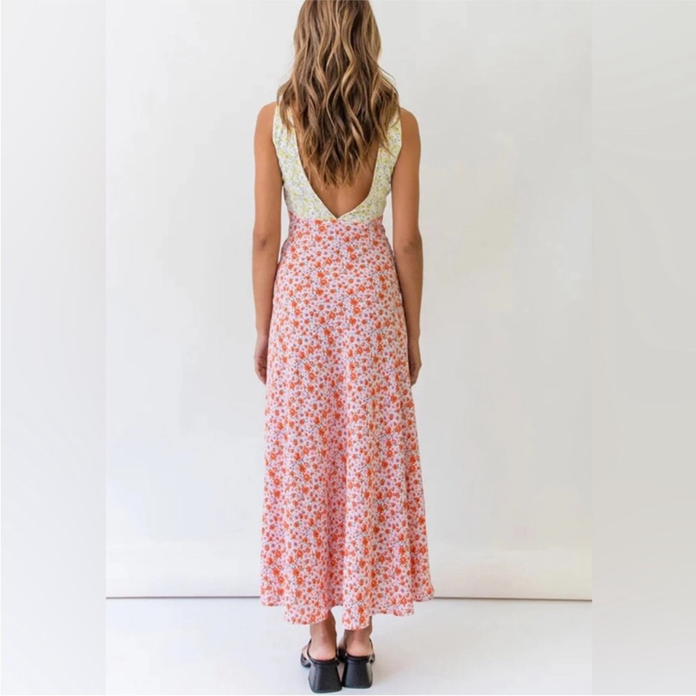 Vrg Grl Floral V-Neck Maxi Dress in Pink and Cream - Picture 2 of 8